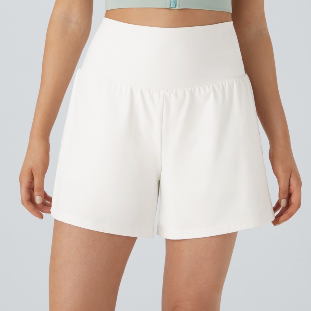 NWT Women's High-Waisted Active Shorts